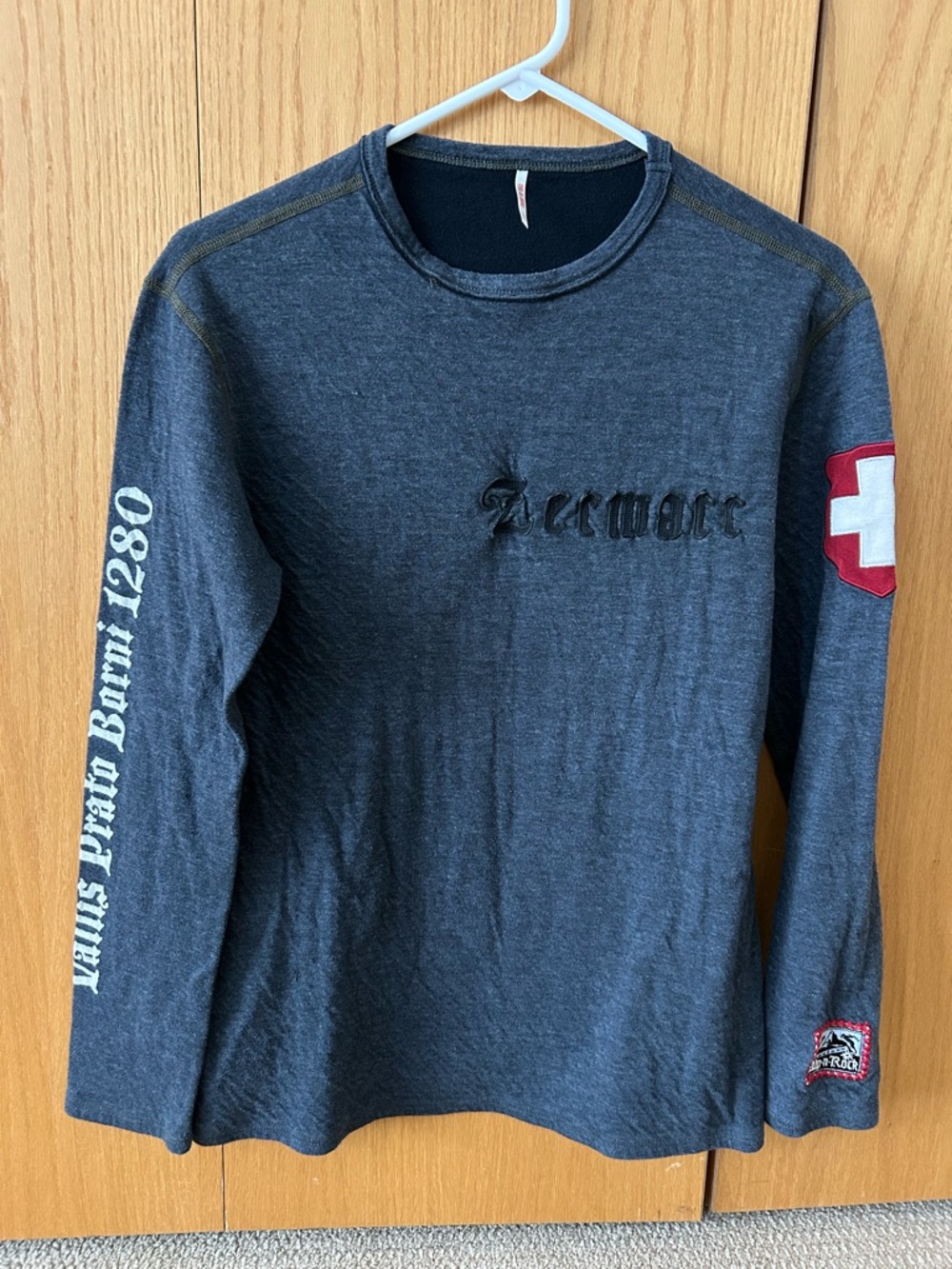 Alp N’ Rock Zermatt Switzerland, long sleeve shirt 🇨🇭🏂⛷️